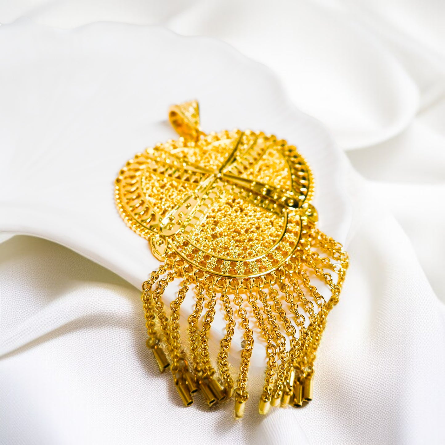 22 Ayar Altın Kaplama Hint Kolye Ucu | Zarif & Etnik Tasarım