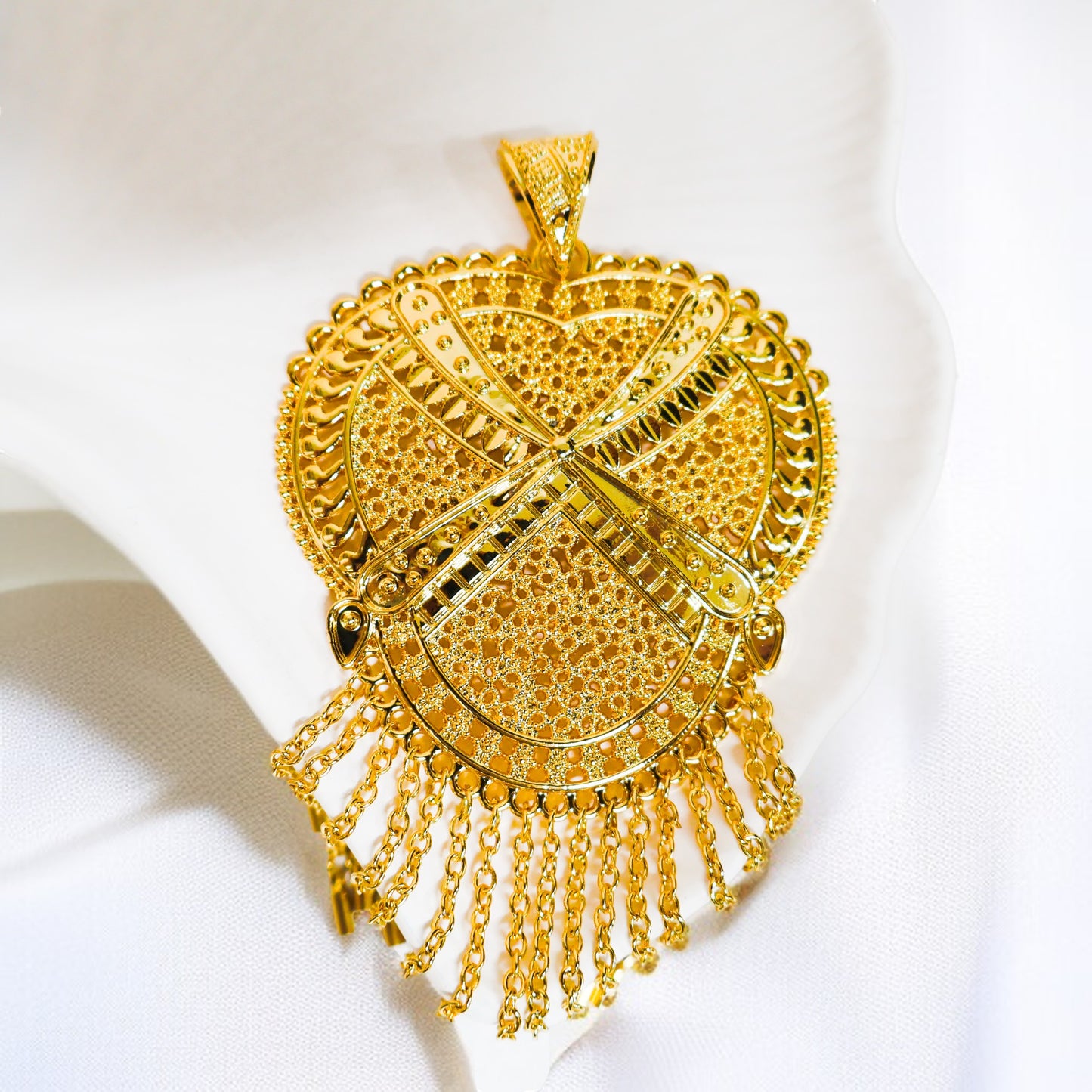 22 Ayar Altın Kaplama Hint Kolye Ucu | Zarif & Etnik Tasarım